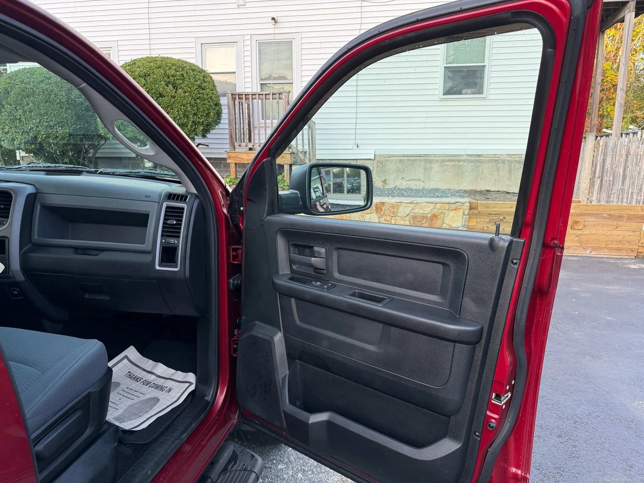 Used 2015 RAM 1500 Express image 18