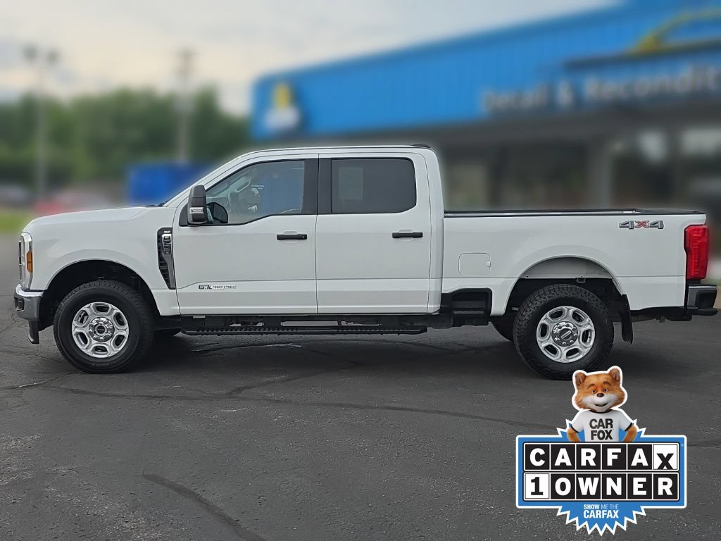 Used 2025 Ford F250 XLT AWD/4WD image 3