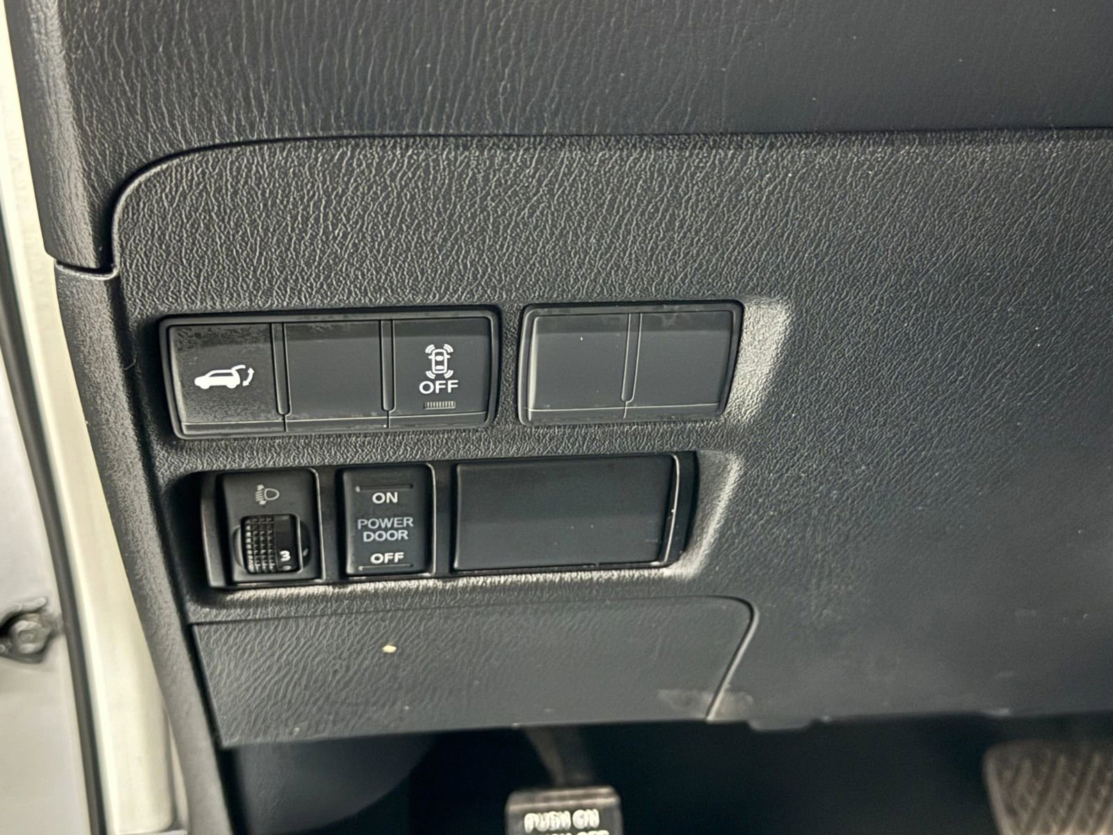 Used 2017 Nissan Armada SV w/ Driver Package AWD/4WD image 30