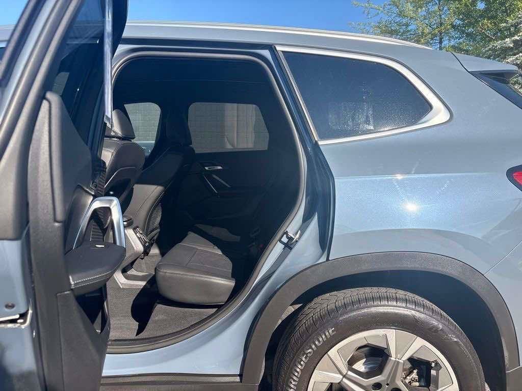 Used 2023 BMW X1 xDrive28i w/ Convenience Package AWD/4WD image 16