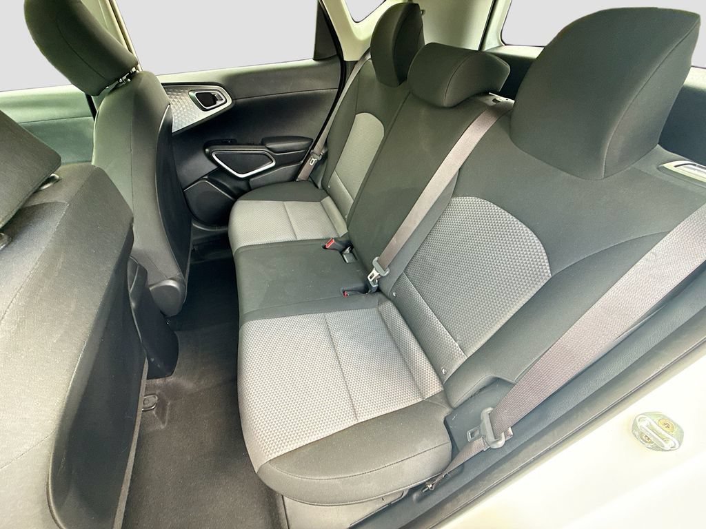 Used 2020 Kia Soul LX FWD image 22