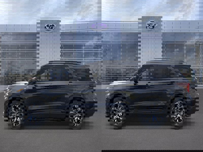 New 2026 Ford Explorer ST-Line image 3