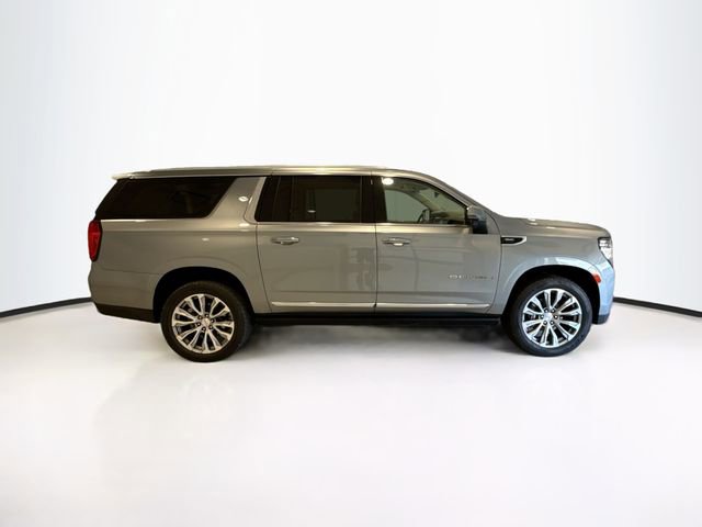 Used 2023 GMC Yukon XL Denali image 8