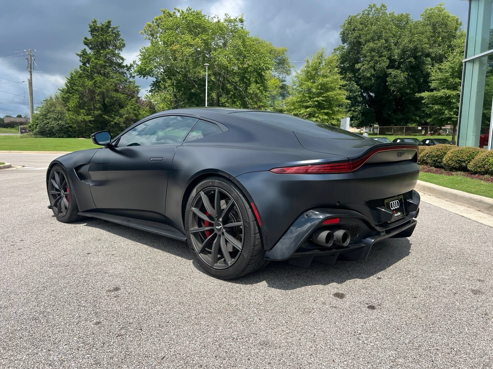 Used 2020 Aston Martin V8 Vantage Coupe RWD image 9