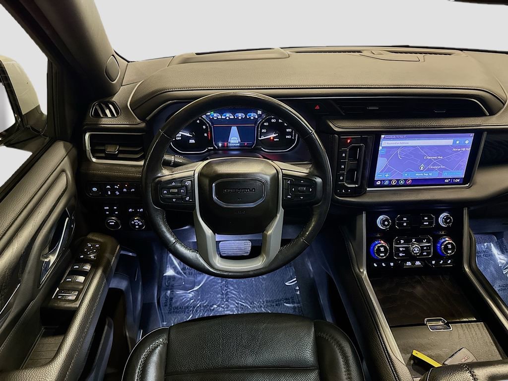 Used 2021 GMC Yukon XL Denali image 28