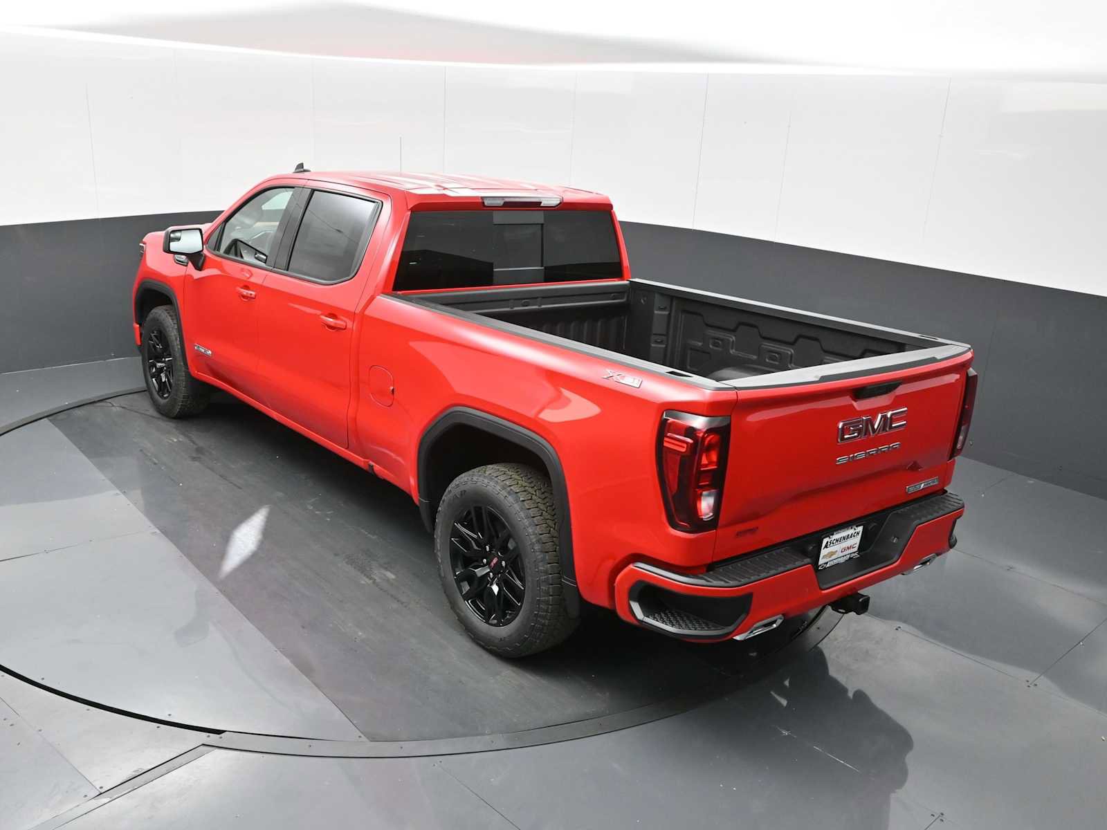 New 2026 GMC Sierra 1500 Elevation image 14