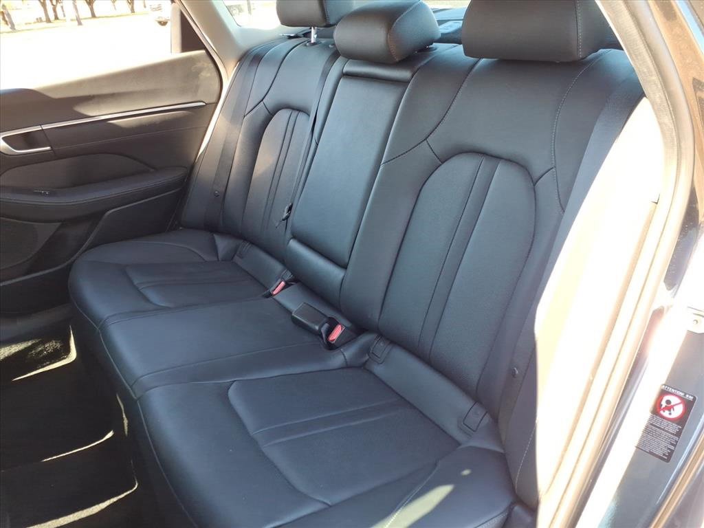 Used 2022 Hyundai Sonata Limited image 14