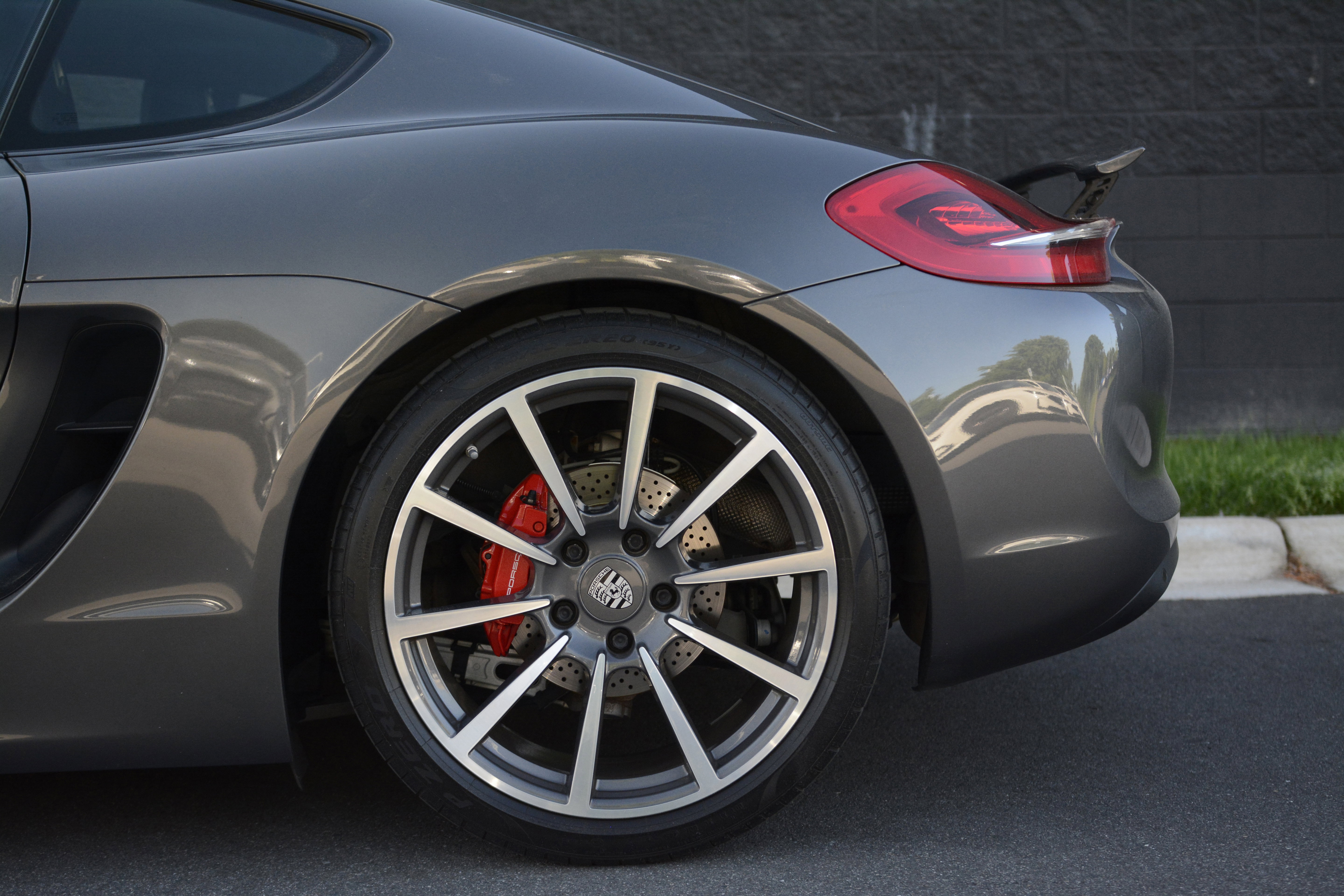 Certified 2016 Porsche Cayman S image 27