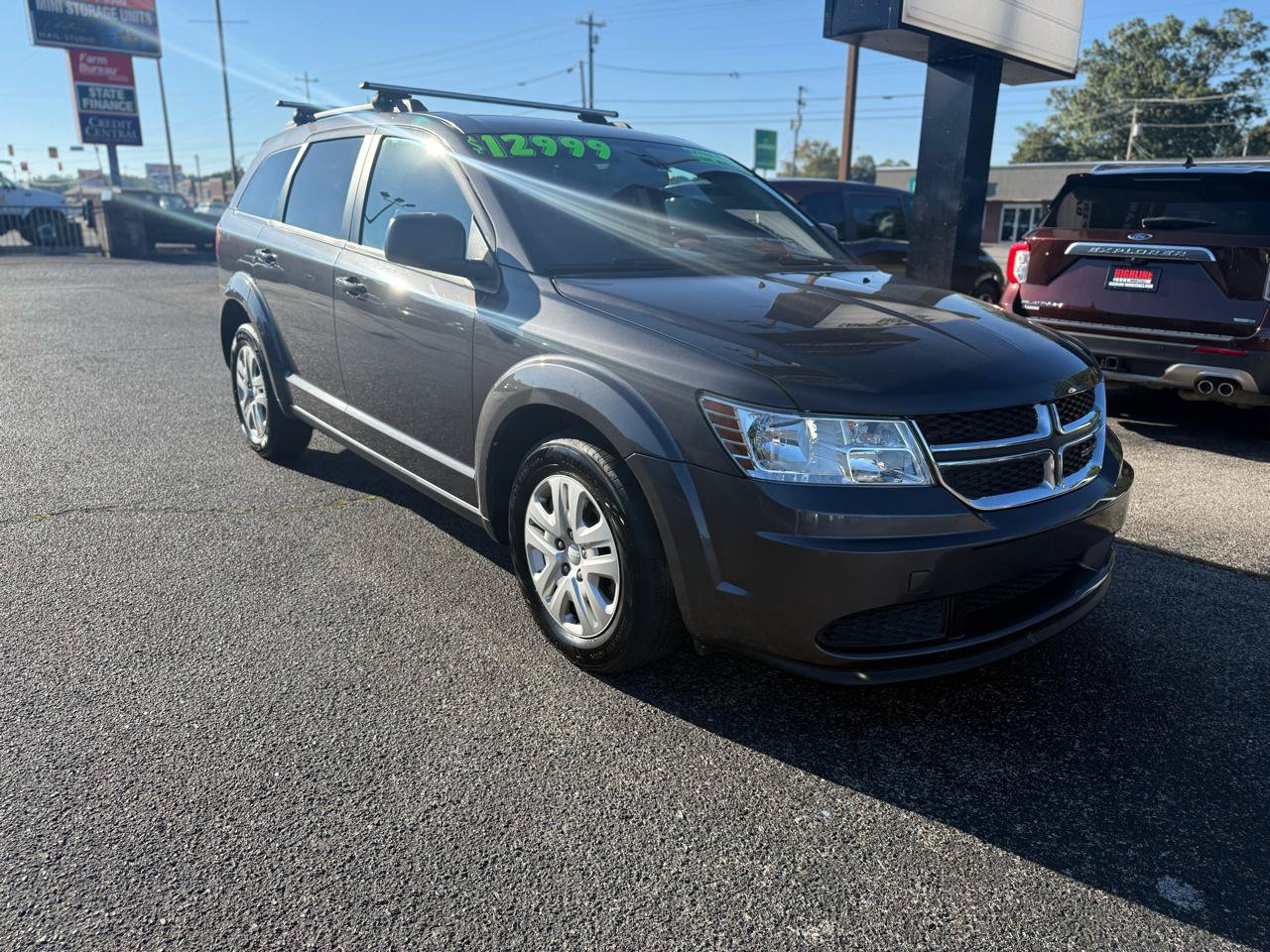 Used 2020 Dodge Journey SE w/ SE Popular Equipment Group FWD image 3