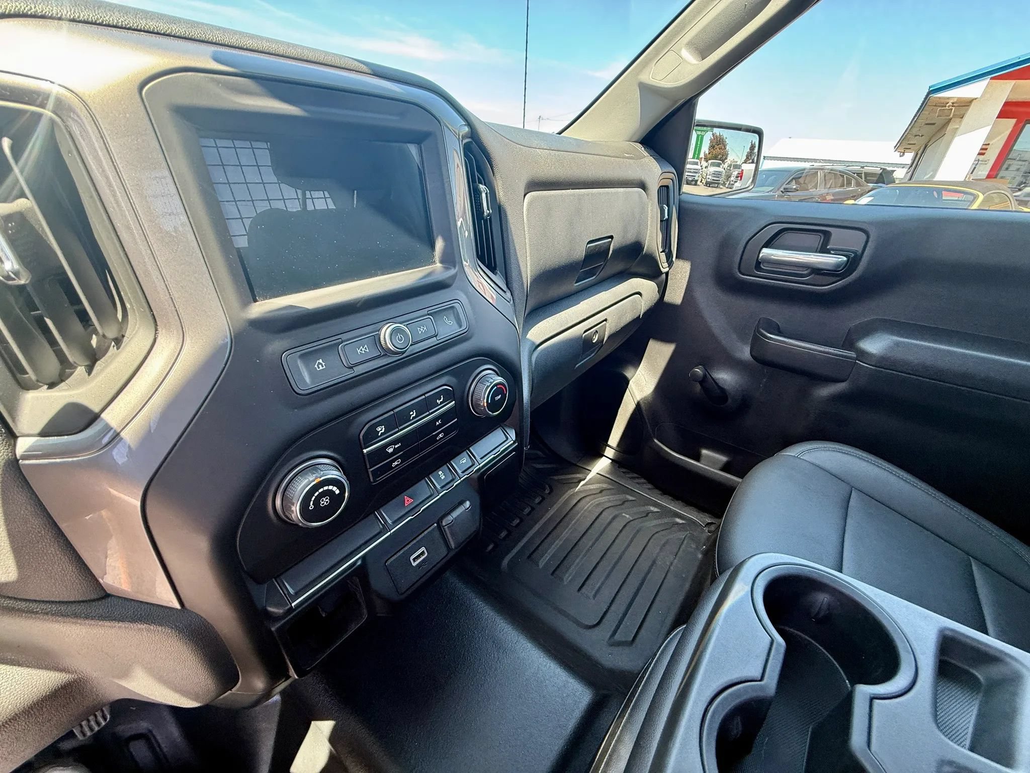 Used 2019 Chevrolet Silverado 1500 W/T RWD image 11