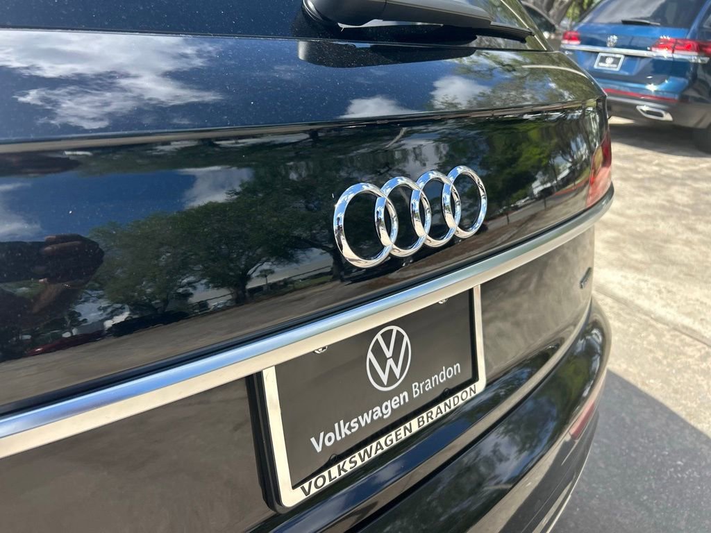 Used 2023 Audi Q5 2.0T Premium Plus w/ Premium Plus Package AWD/4WD image 32