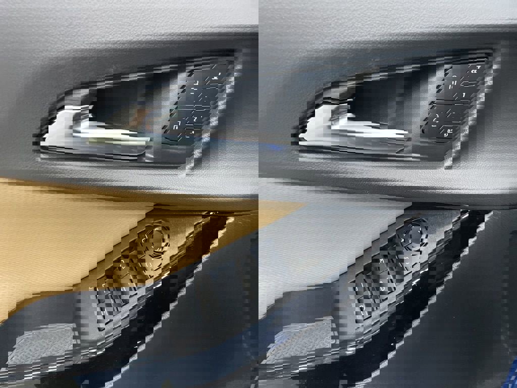 New 2026 Chevrolet Equinox ACTIV w/ Convenience Package III image 14