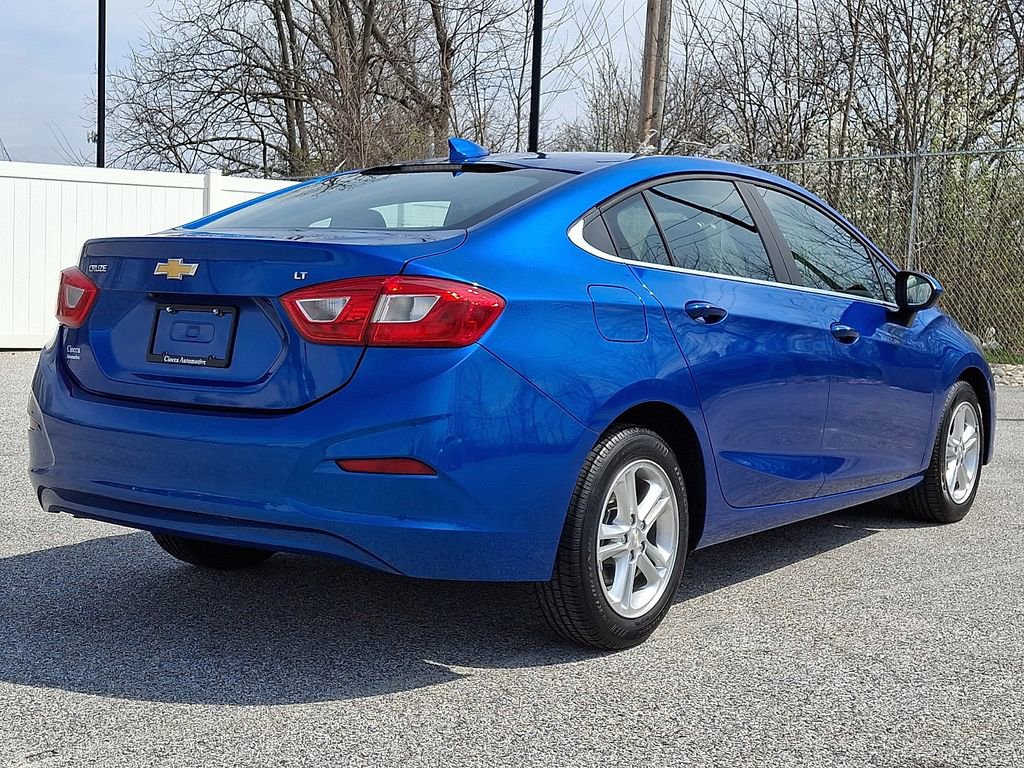 Used 2017 Chevrolet Cruze LT w/ Convenience Package image 9