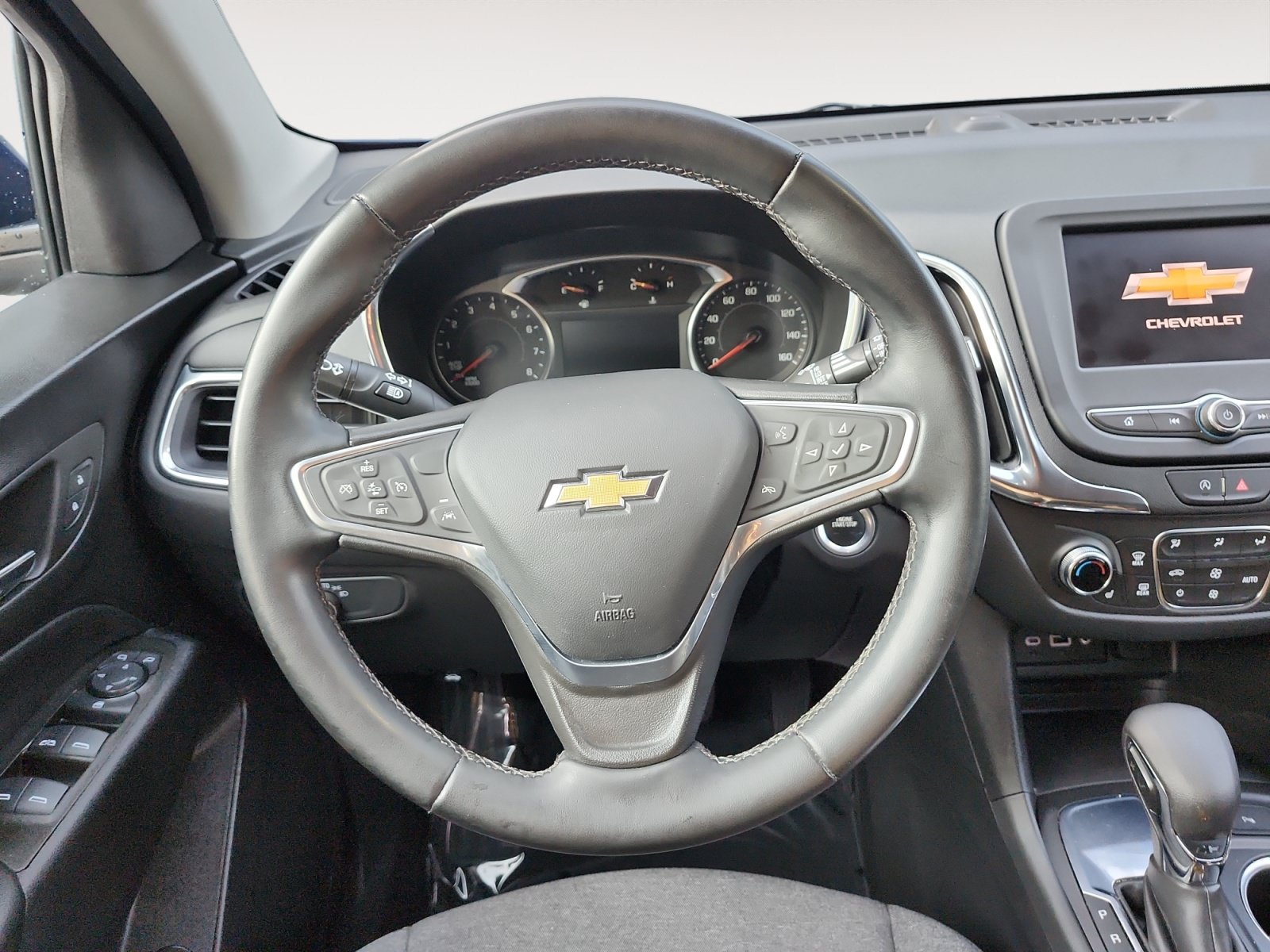 Used 2023 Chevrolet Equinox LT w/ Driver Convenience Package FWD image 12