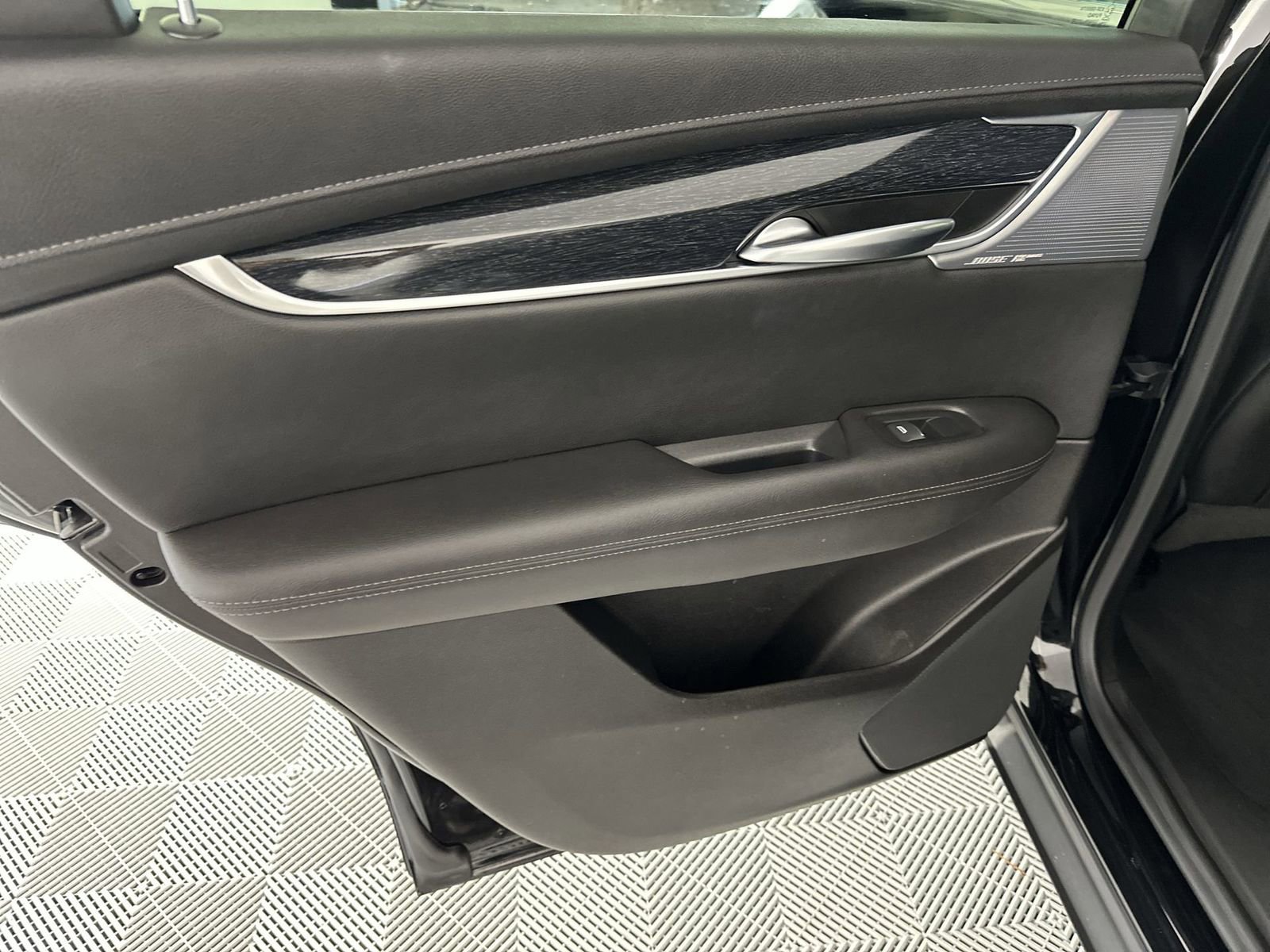 Used 2023 Cadillac XT5 Premium Luxury w/ Technology Package FWD image 30