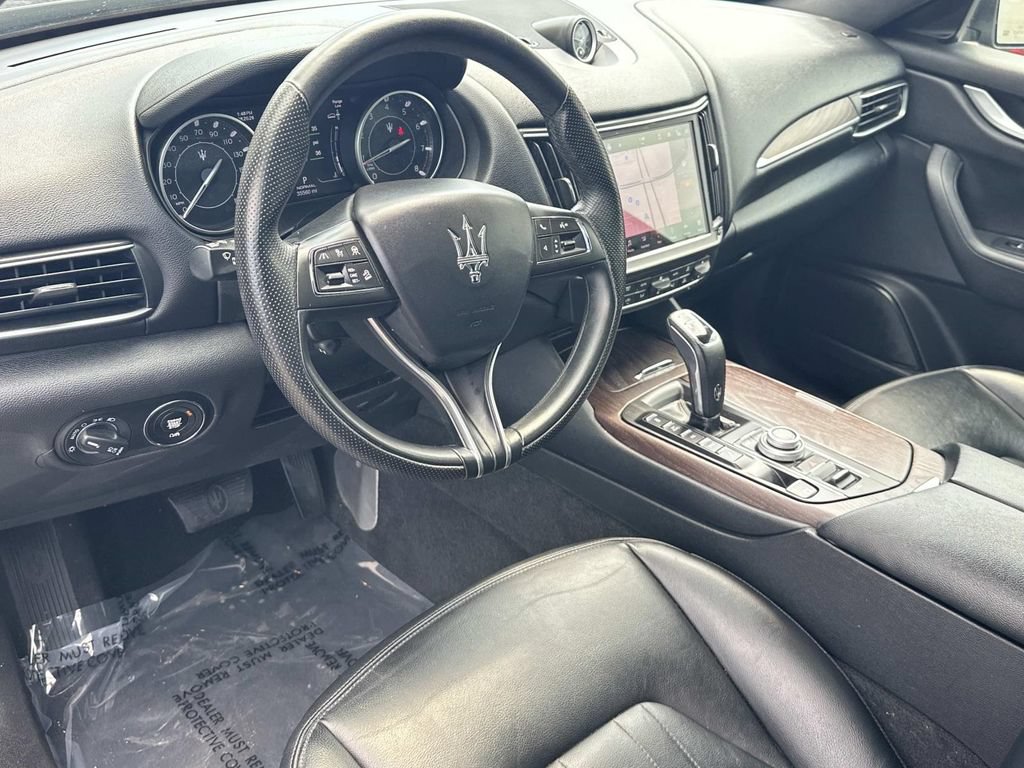 Used 2023 Maserati Levante GT AWD/4WD image 2
