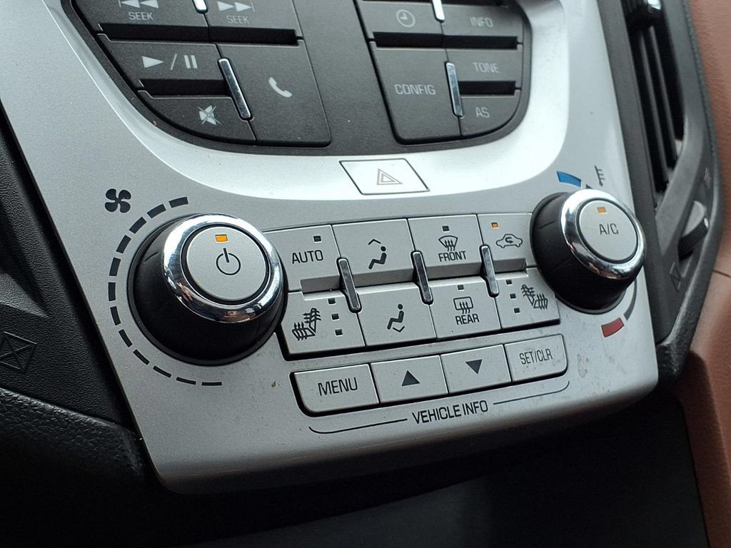 Used 2016 Chevrolet Equinox LTZ w/ Enhanced Convenience Package FWD image 21