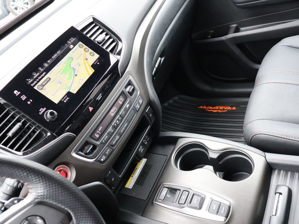 Certified 2022 Honda Passport TrailSport image 19