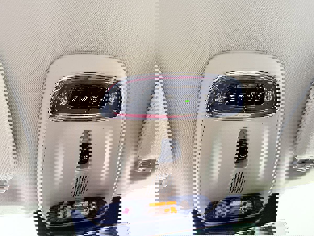 Used 2022 Volvo XC90 T6 Inscription w/ Advanced Package image 36