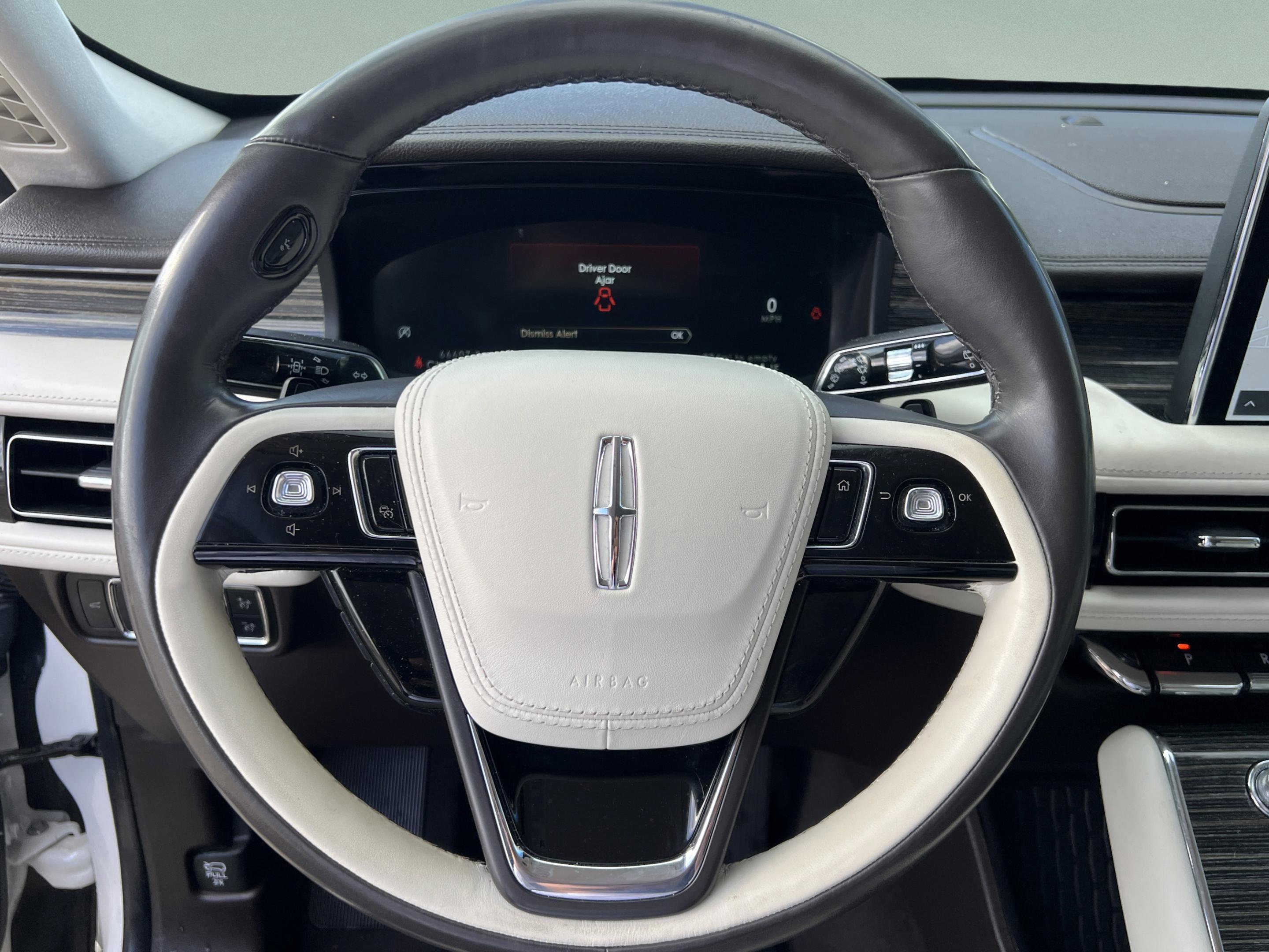 Used 2022 Lincoln Aviator Black Label w/ Dynamic Handling Package image 10