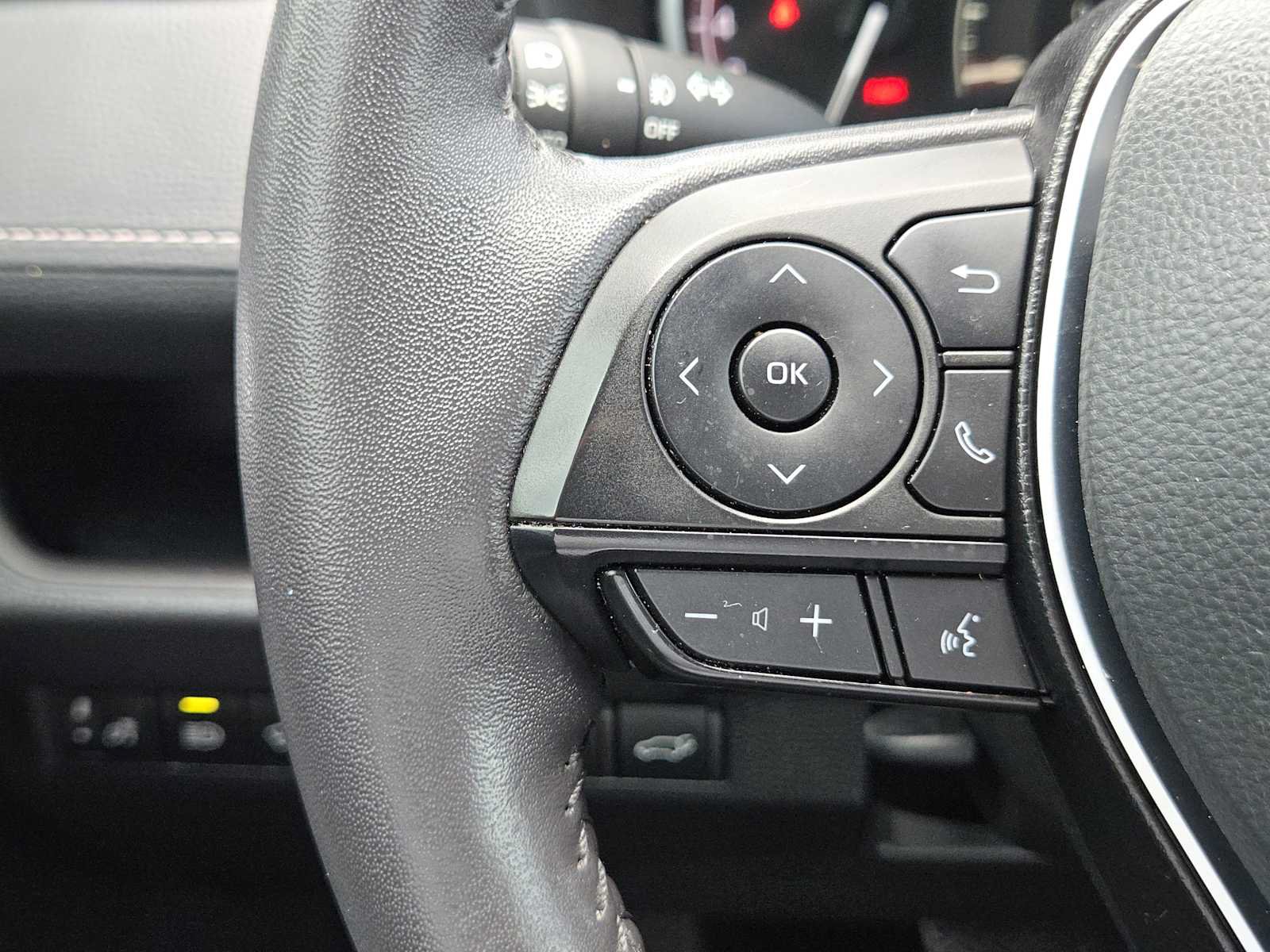 Used 2024 Toyota RAV4 XLE Premium w/ Weather Package FWD image 27