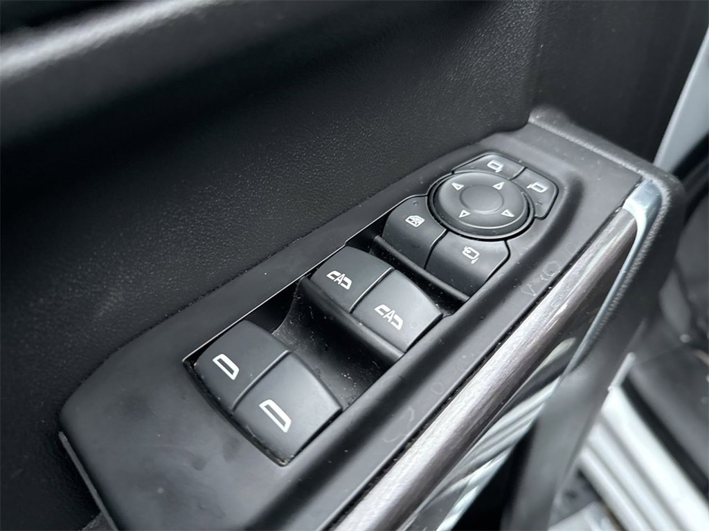 Used 2019 Chevrolet Silverado 1500 LTZ w/ LTZ Plus Package image 13