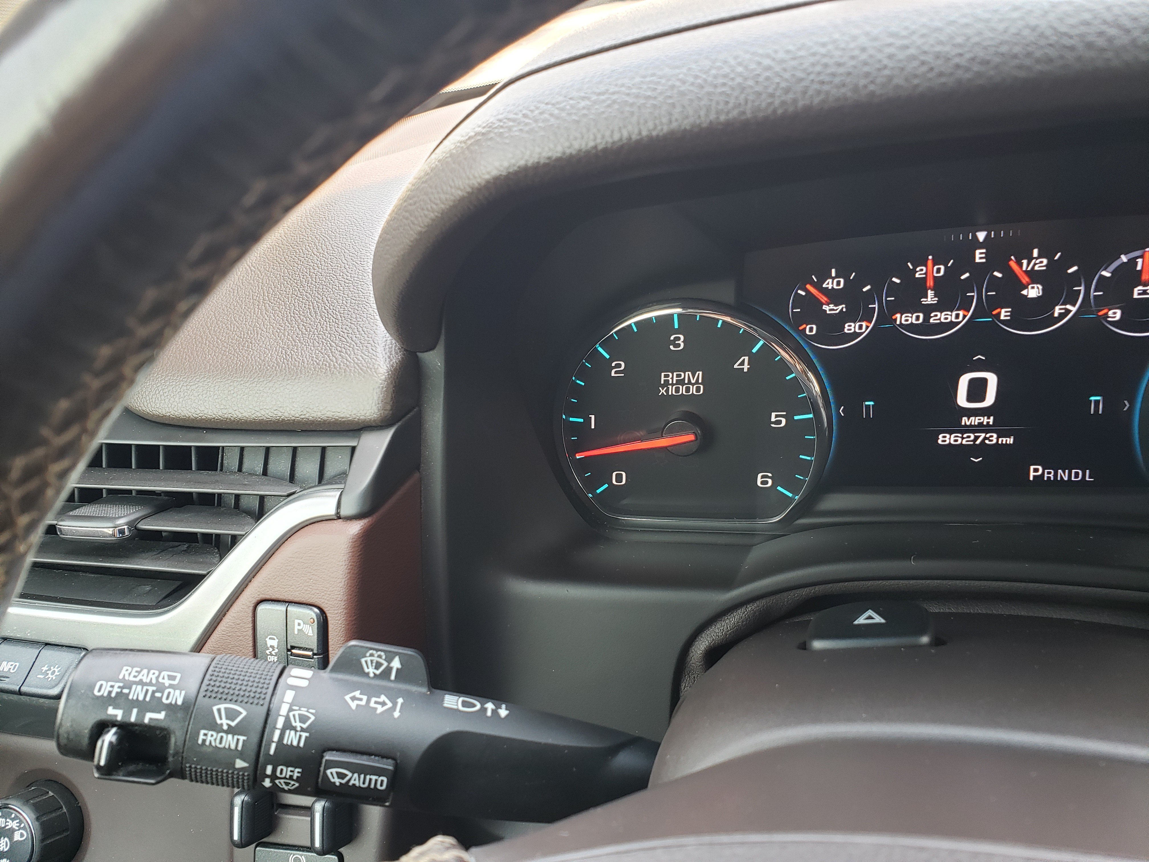 Used 2018 Chevrolet Tahoe Premier RWD image 14