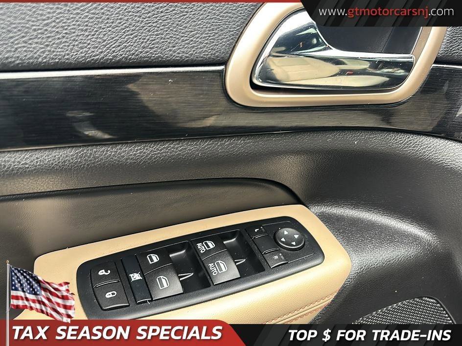 Used 2016 Jeep Grand Cherokee Laredo 75th Anniversary image 19