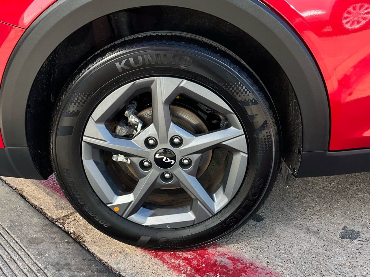 Used 2025 Kia K4 LXS image 9