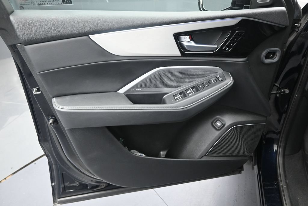 Used 2026 Acura MDX w/ Technology Package FWD image 10