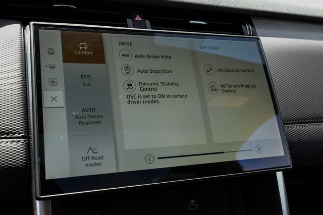 New 2026 Land Rover Discovery Sport Landmark AWD/4WD image 39