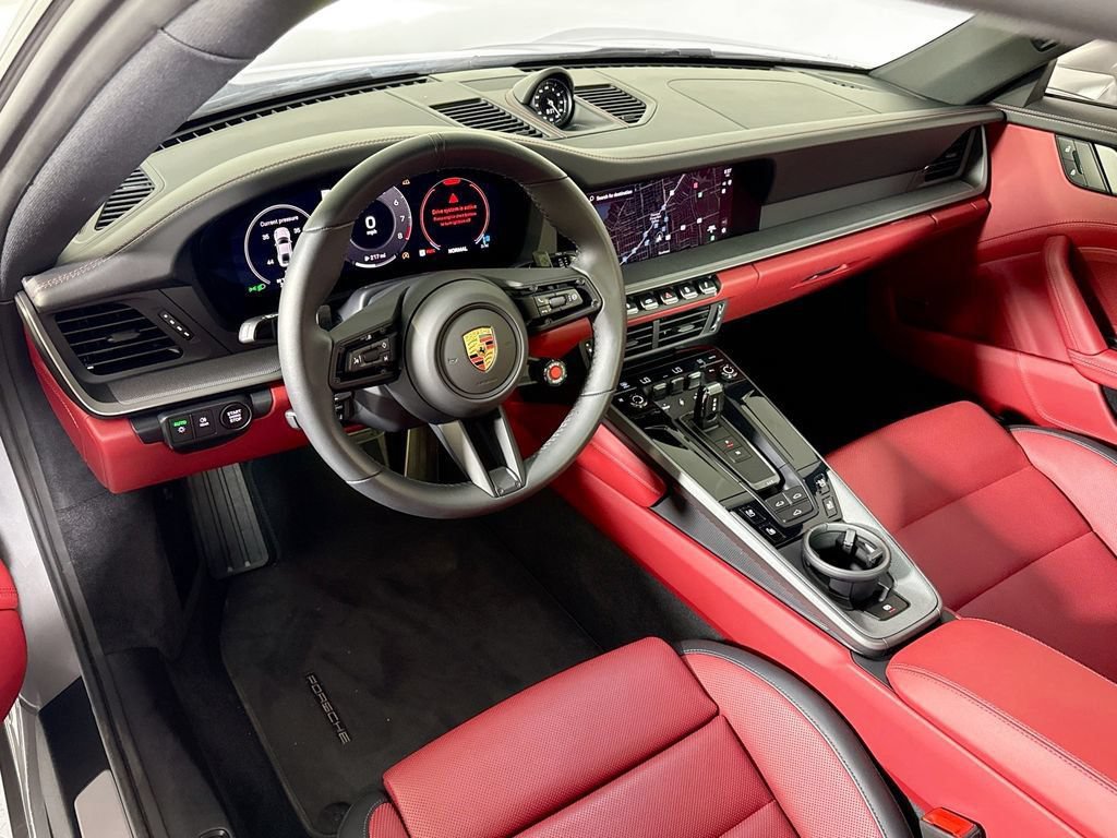 Certified 2025 Porsche 911 Carrera RWD image 4
