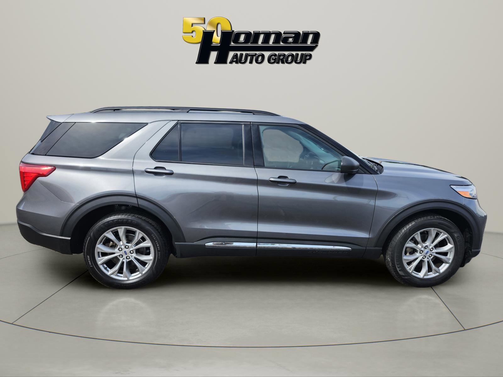 Used 2023 Ford Explorer XLT w/ Equipment Group 202A AWD/4WD image 6