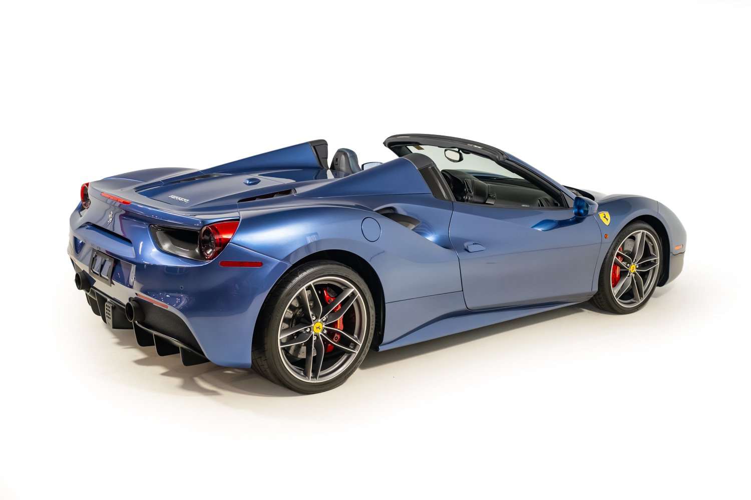 Certified 2019 Ferrari 488 Spider RWD image 17