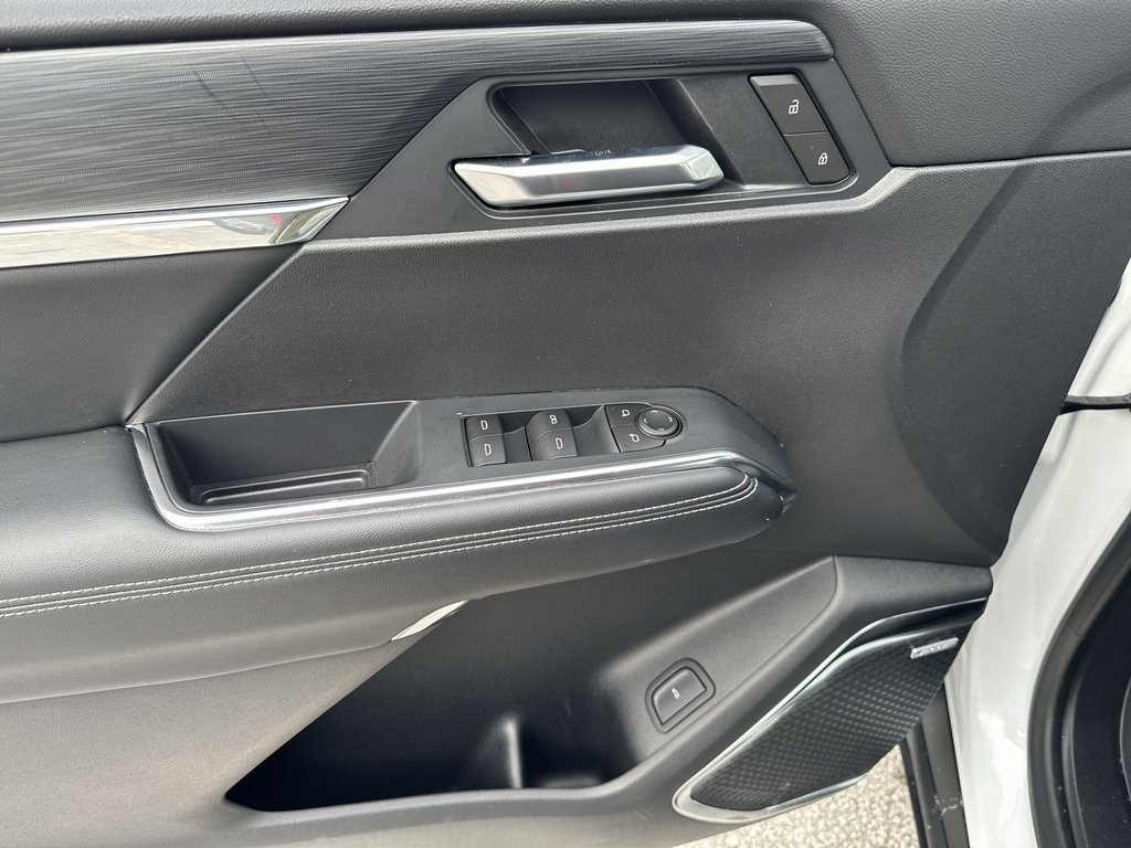 New 2025 GMC Acadia Elevation w/ LPO, Floor Liner Package image 17