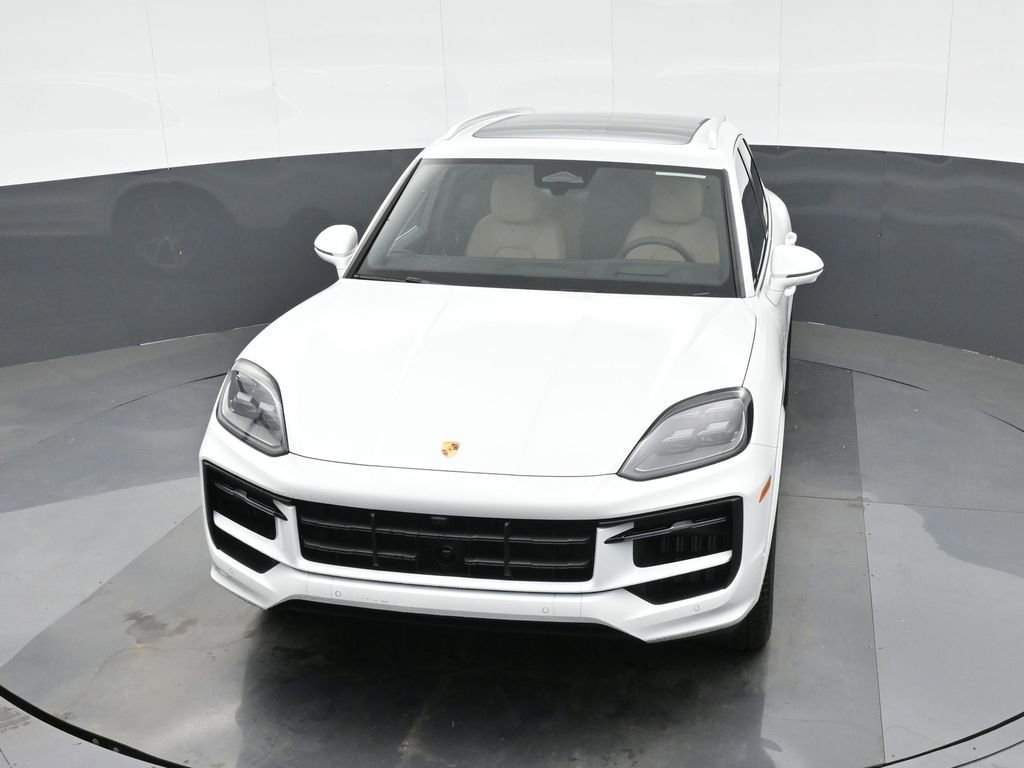 New 2026 Porsche Cayenne image 33