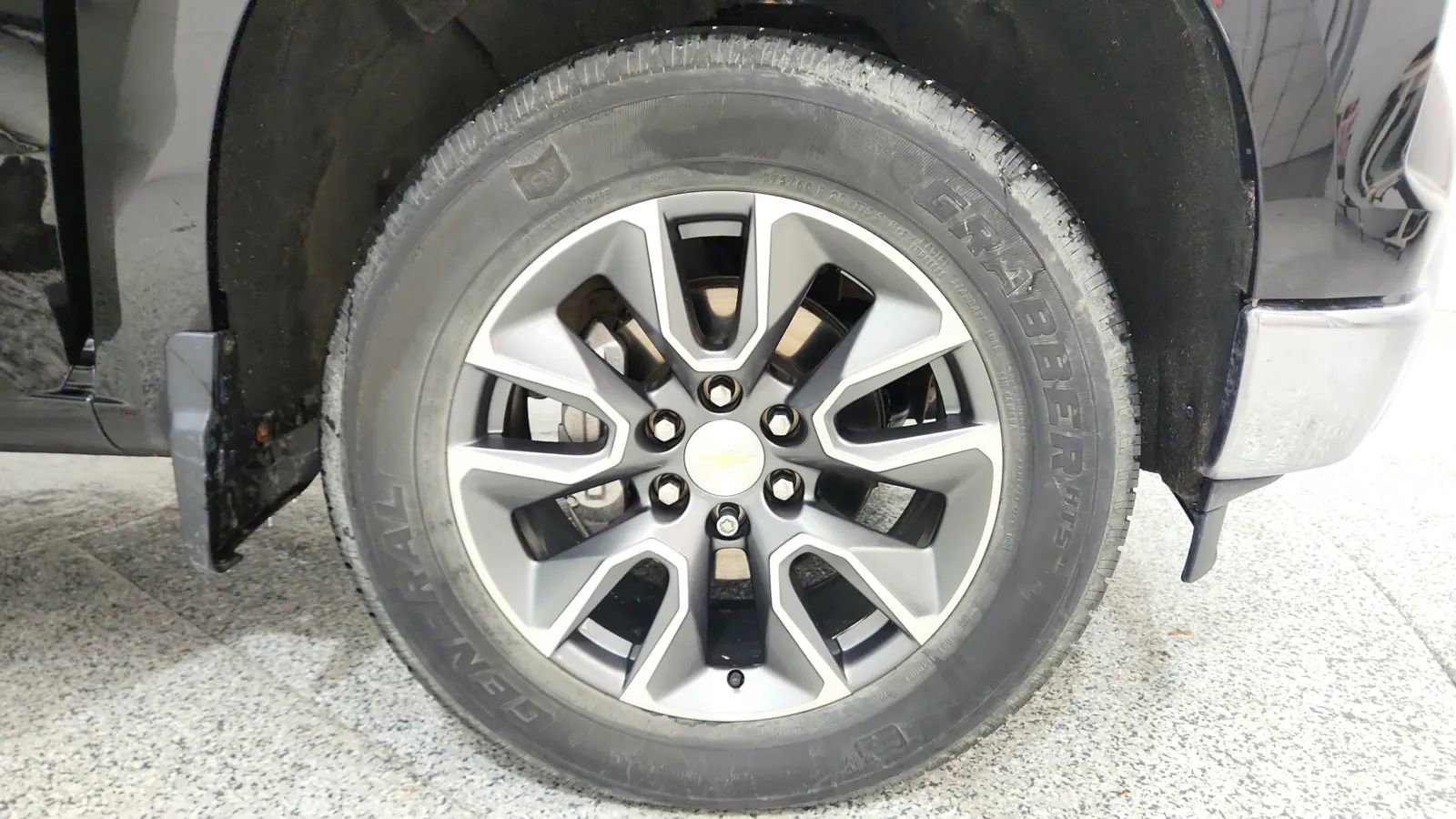 Used 2022 Chevrolet Silverado 1500 LT image 13