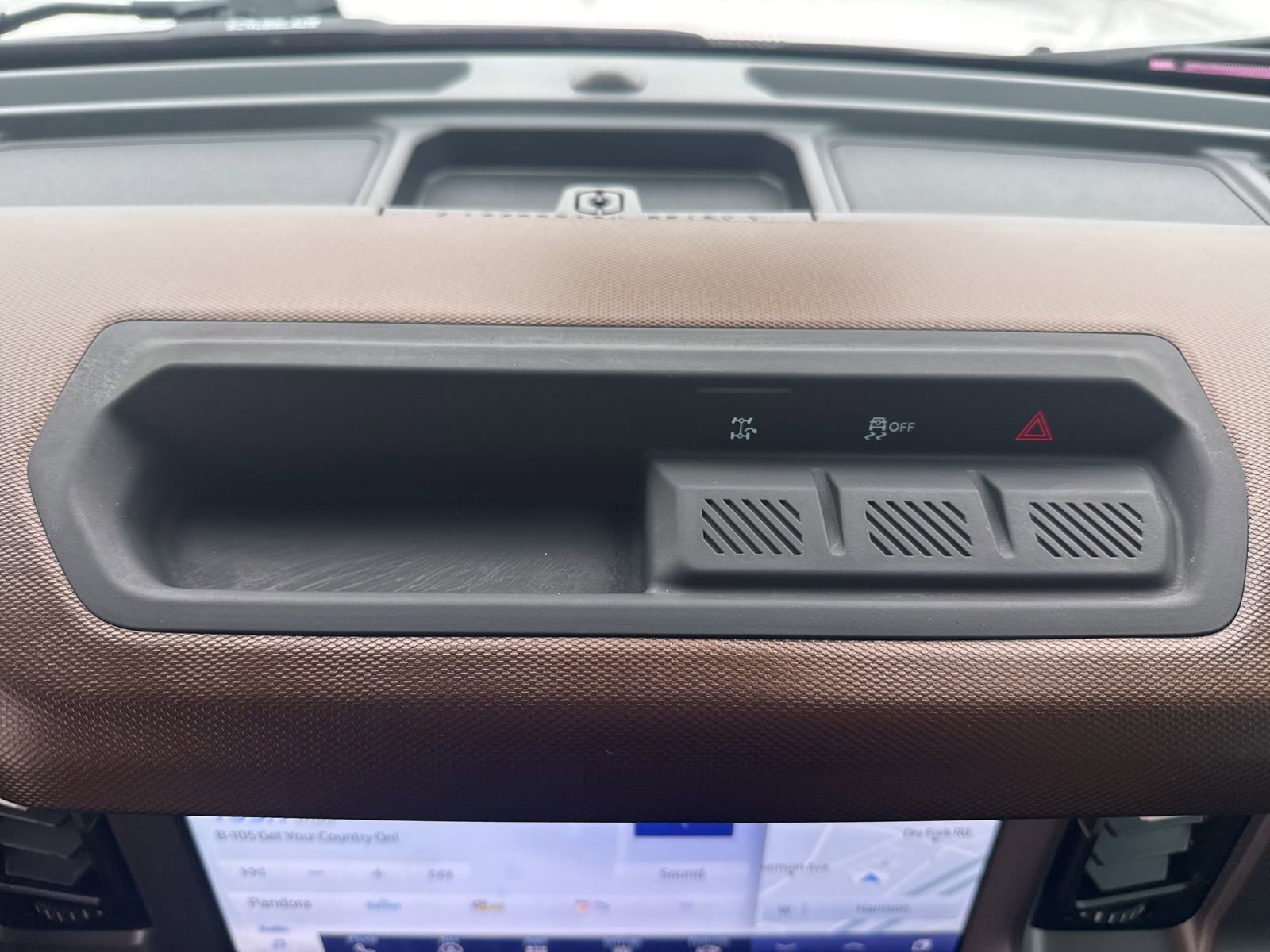 Used 2023 Ford Bronco Outer Banks image 31