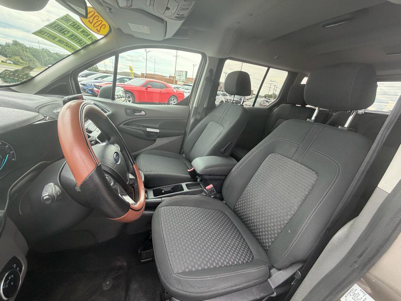 Used 2020 Ford Transit Connect XLT FWD image 17