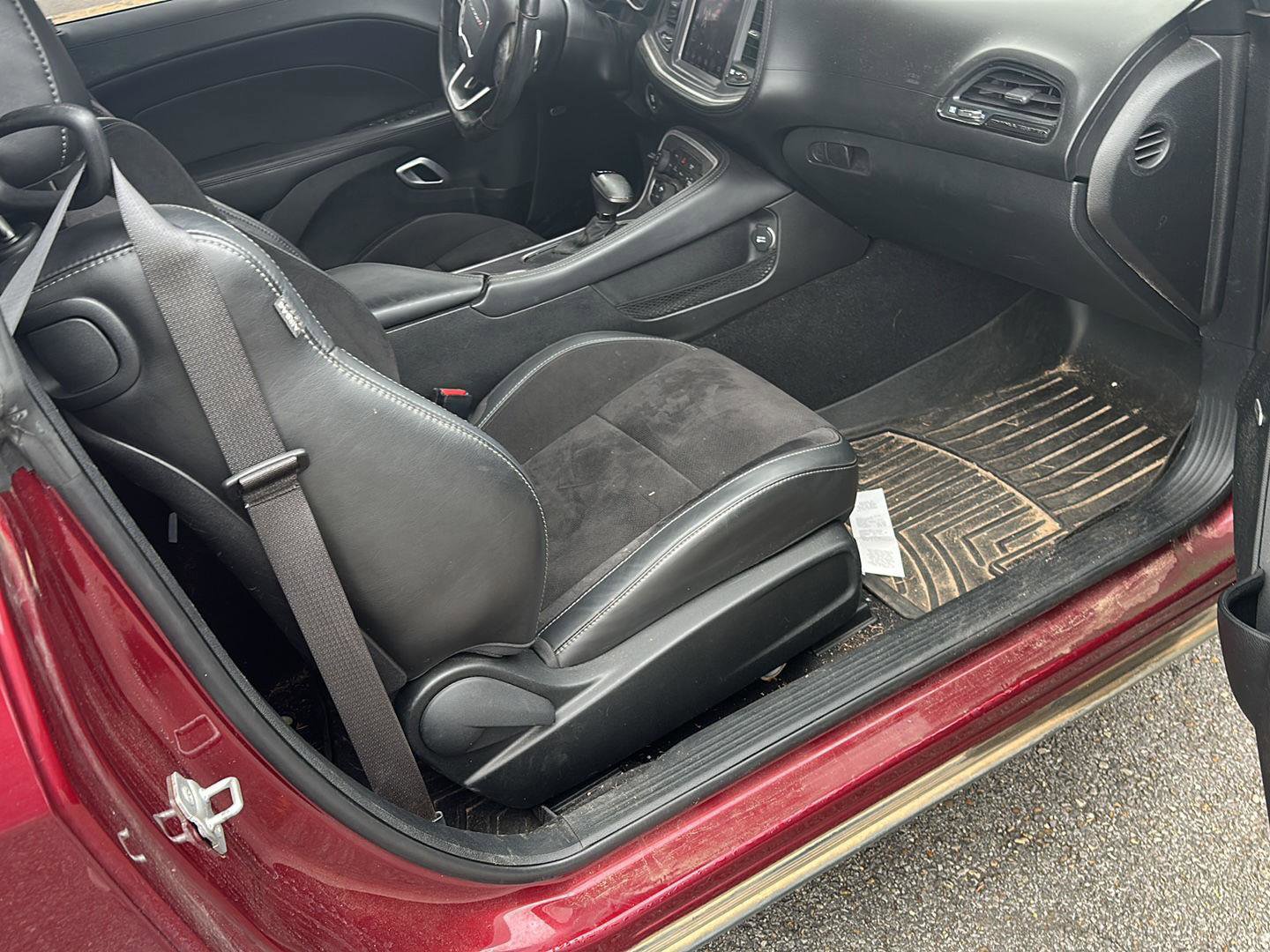 Used 2020 Dodge Challenger R/T w/ Plus Package image 10