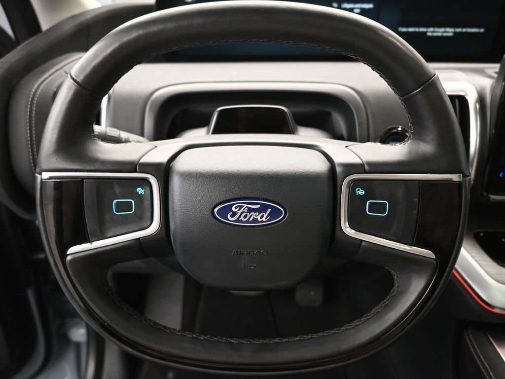 Used 2025 Ford Expedition Max Platinum w/ Driver's Package image 15