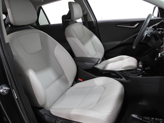 Used 2023 Kia Niro EX Touring image 18