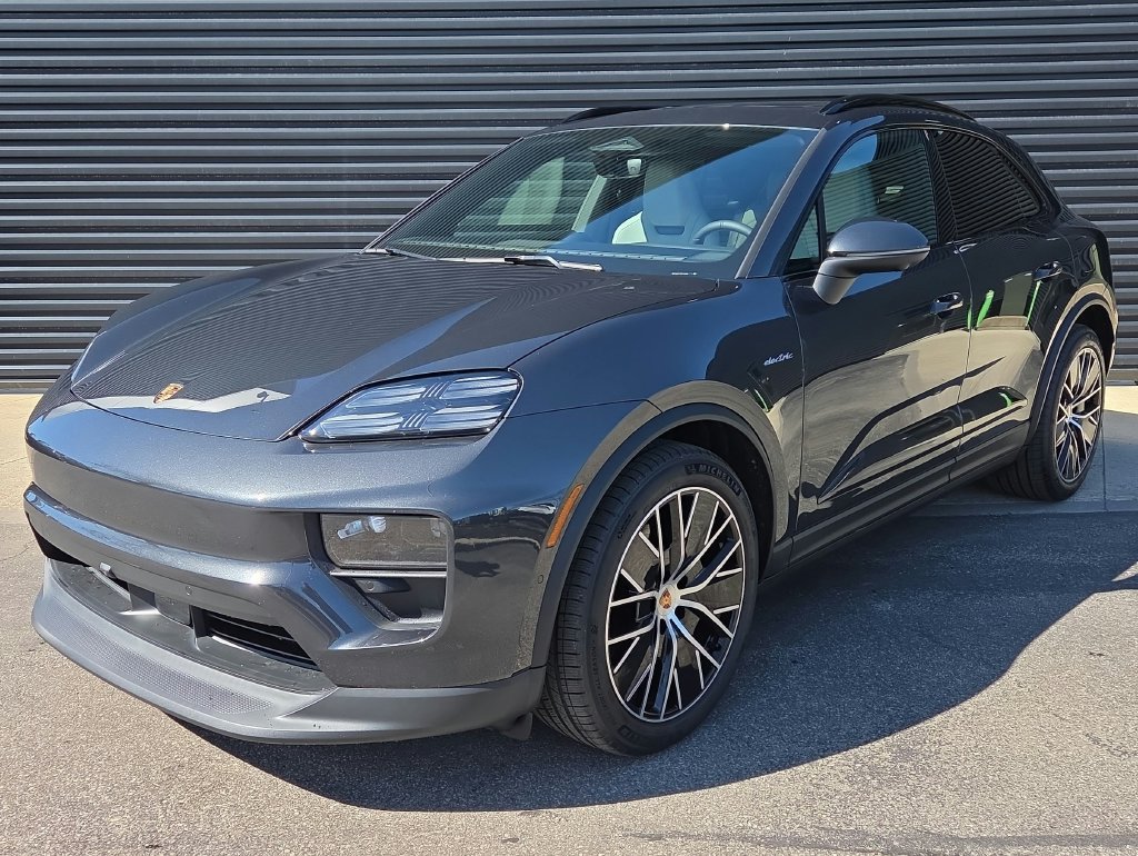 Certified 2026 Porsche Macan 4 Electric AWD/4WD image 1