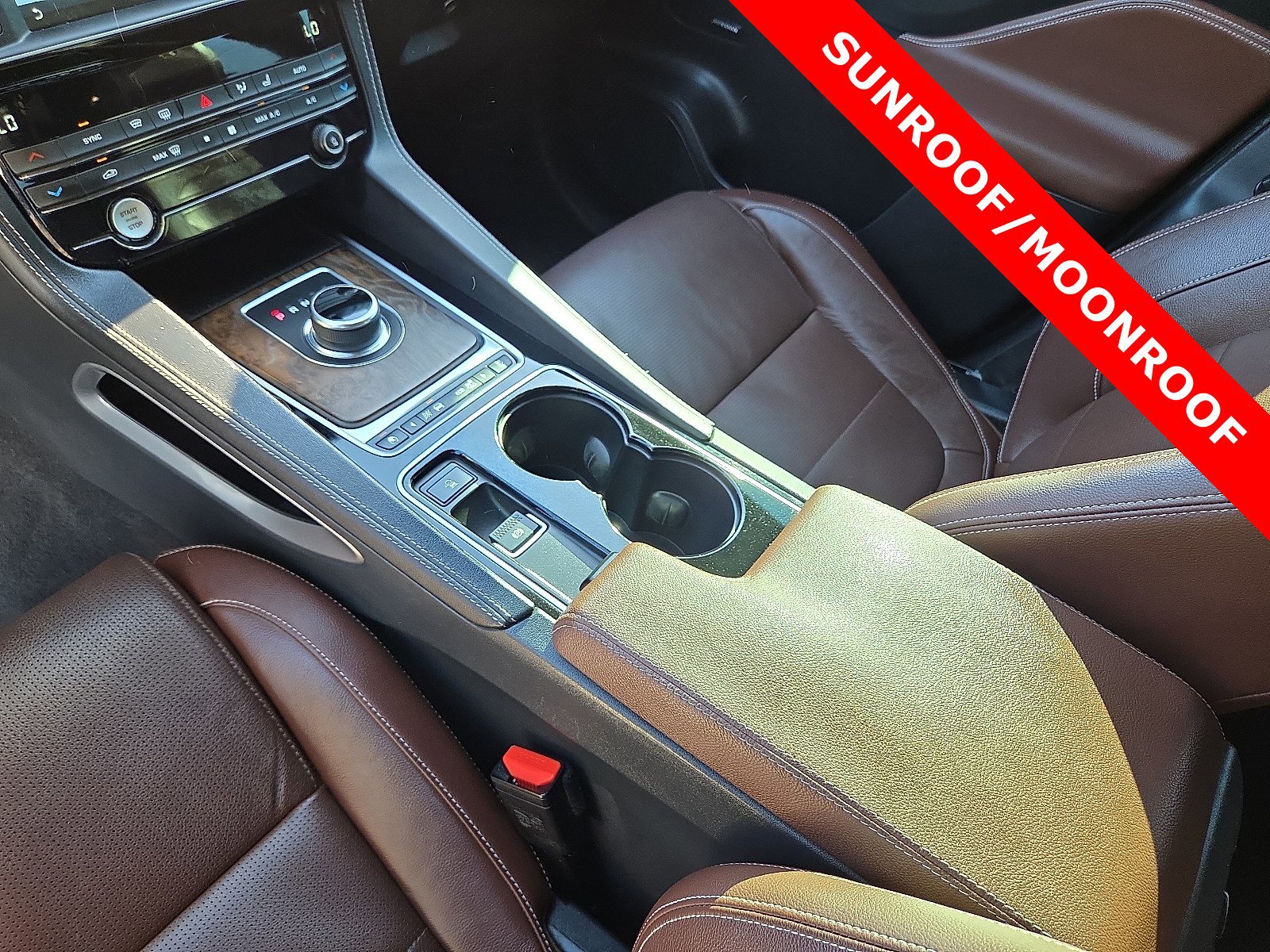 Used 2017 Jaguar F-PACE S image 25