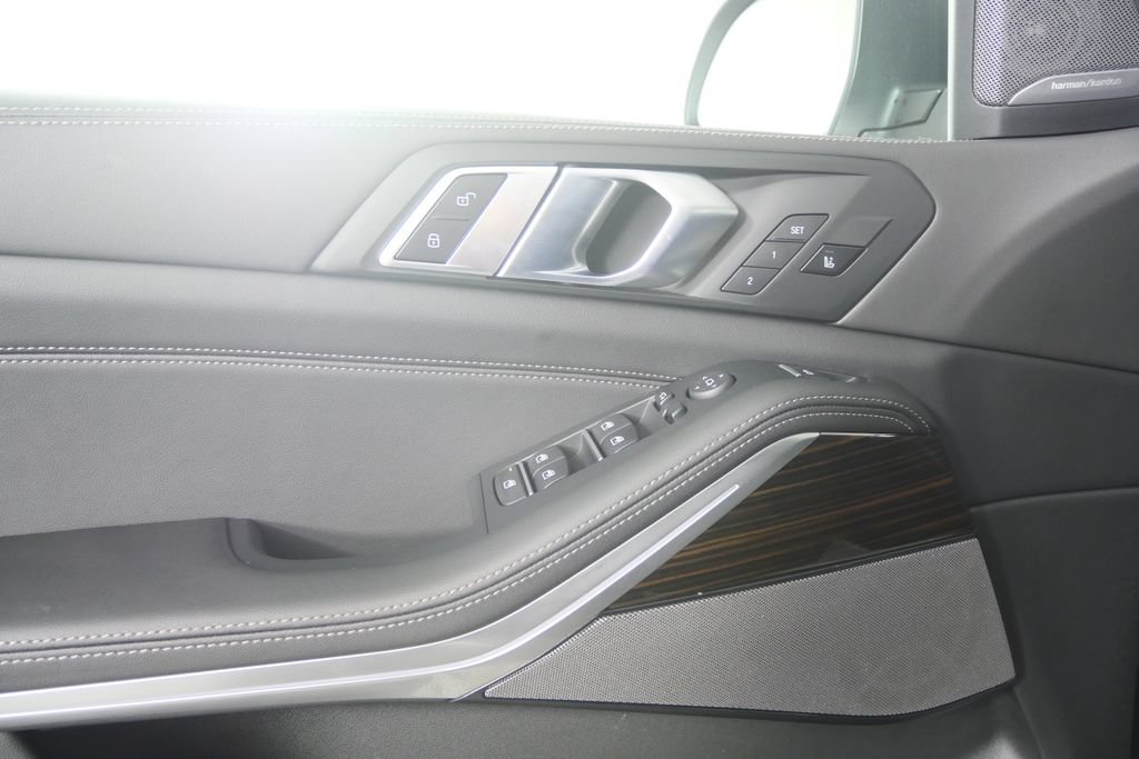 Certified 2026 BMW X5 xDrive40i AWD/4WD image 8