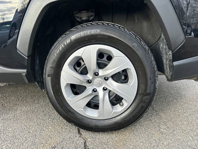 Certified 2024 Toyota RAV4 LE image 15