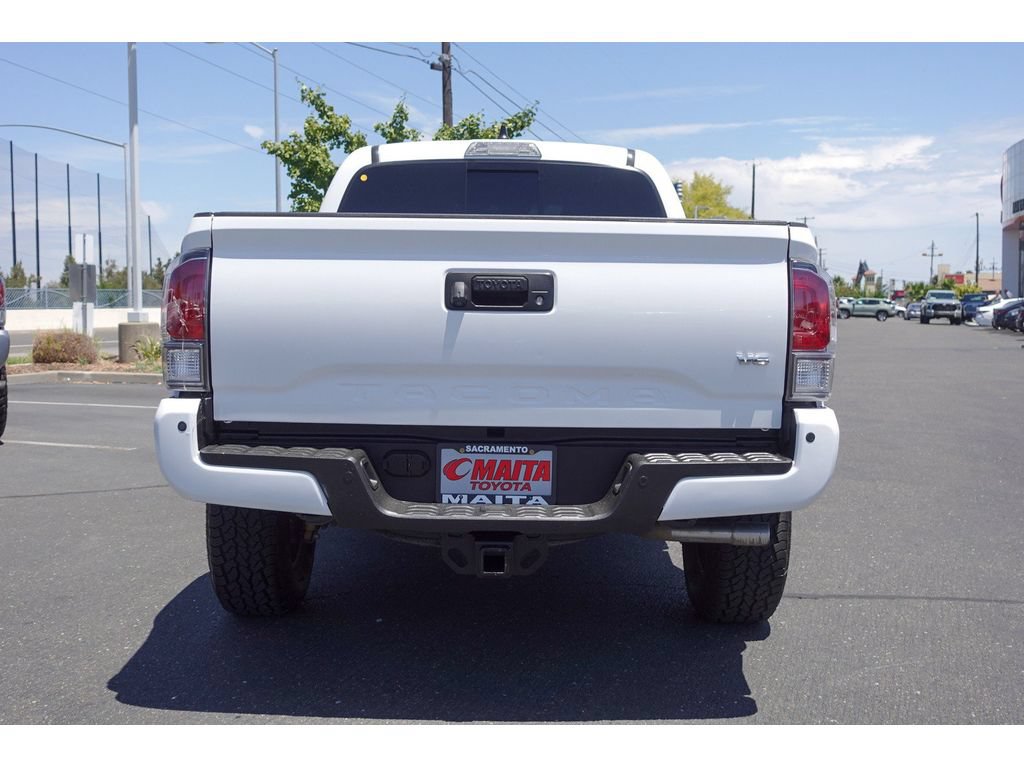 Certified 2023 Toyota Tacoma TRD Off-Road w/ Advanced Technology Package AWD/4WD image 6