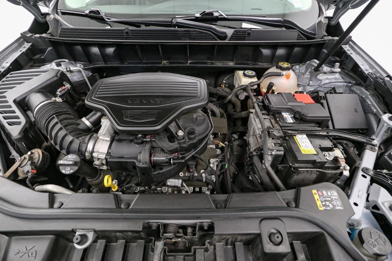 Used 2018 Cadillac XT5 Luxury w/ Driver Awareness Package image 15