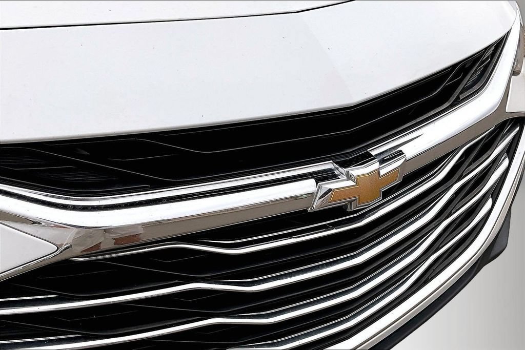 Used 2020 Chevrolet Malibu LT FWD image 31