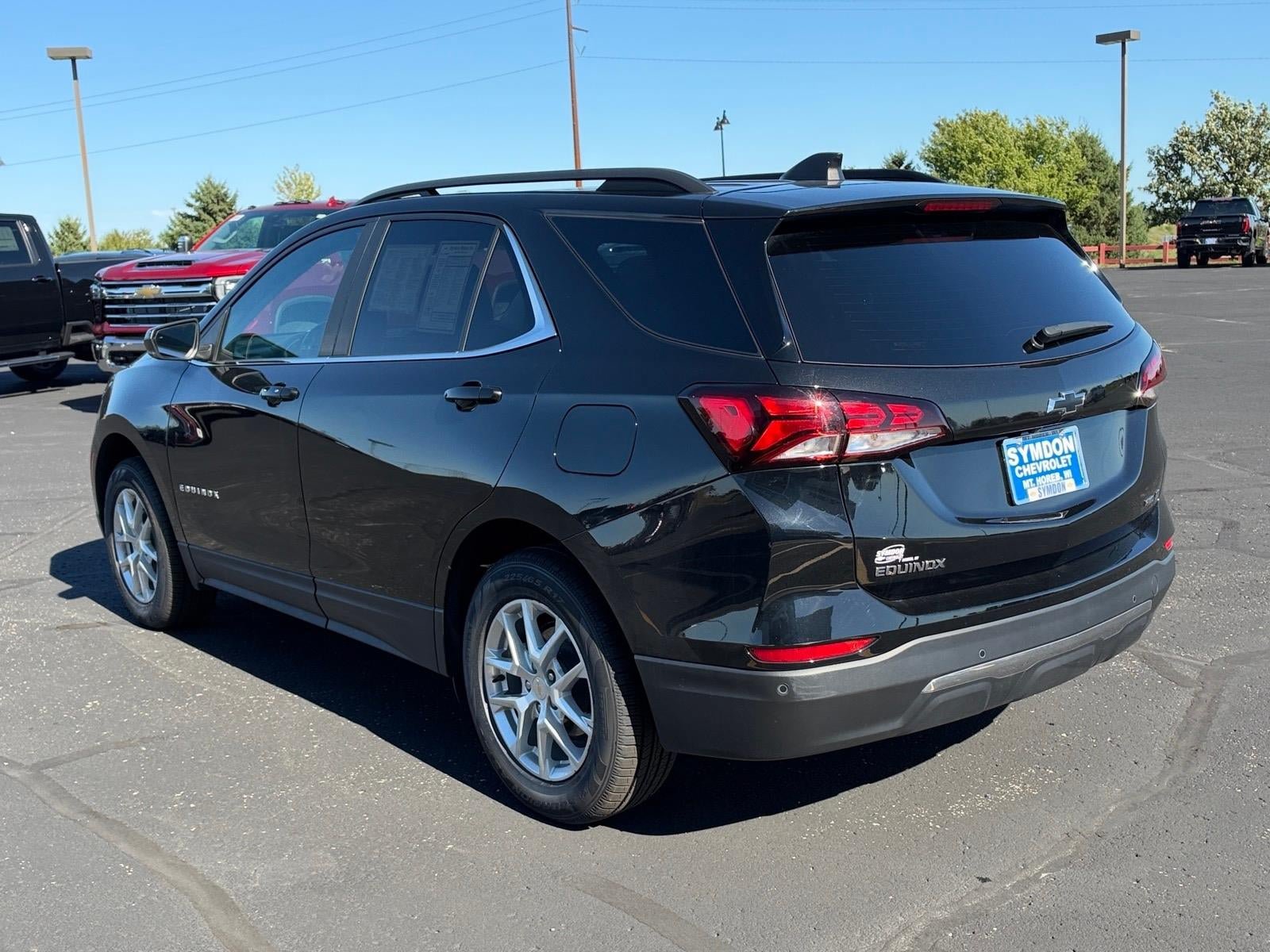 Used 2024 Chevrolet Equinox LT w/ LPO, Floor Liner Package AWD/4WD image 3
